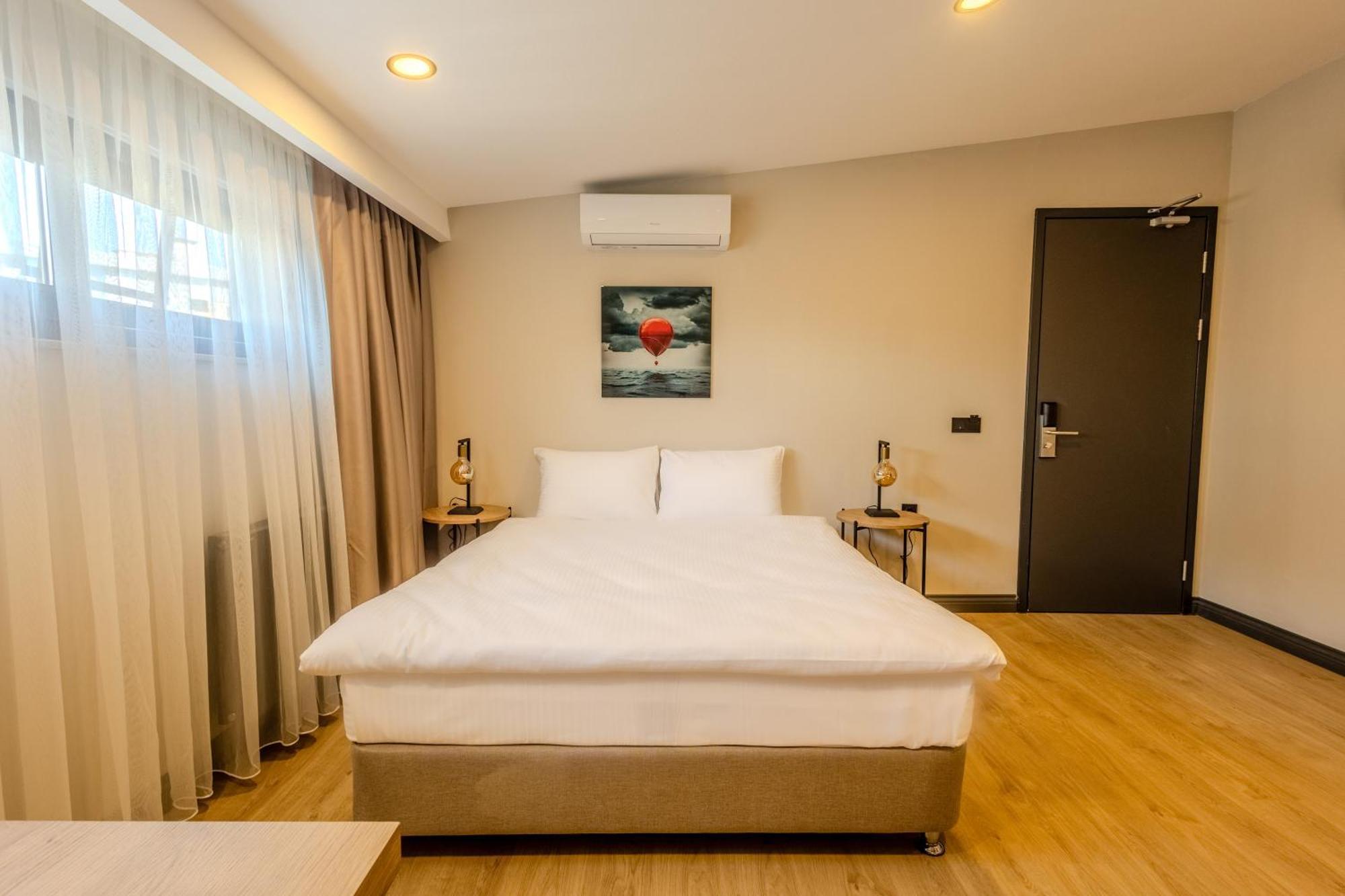 Leliko Suites Анталия Екстериор снимка