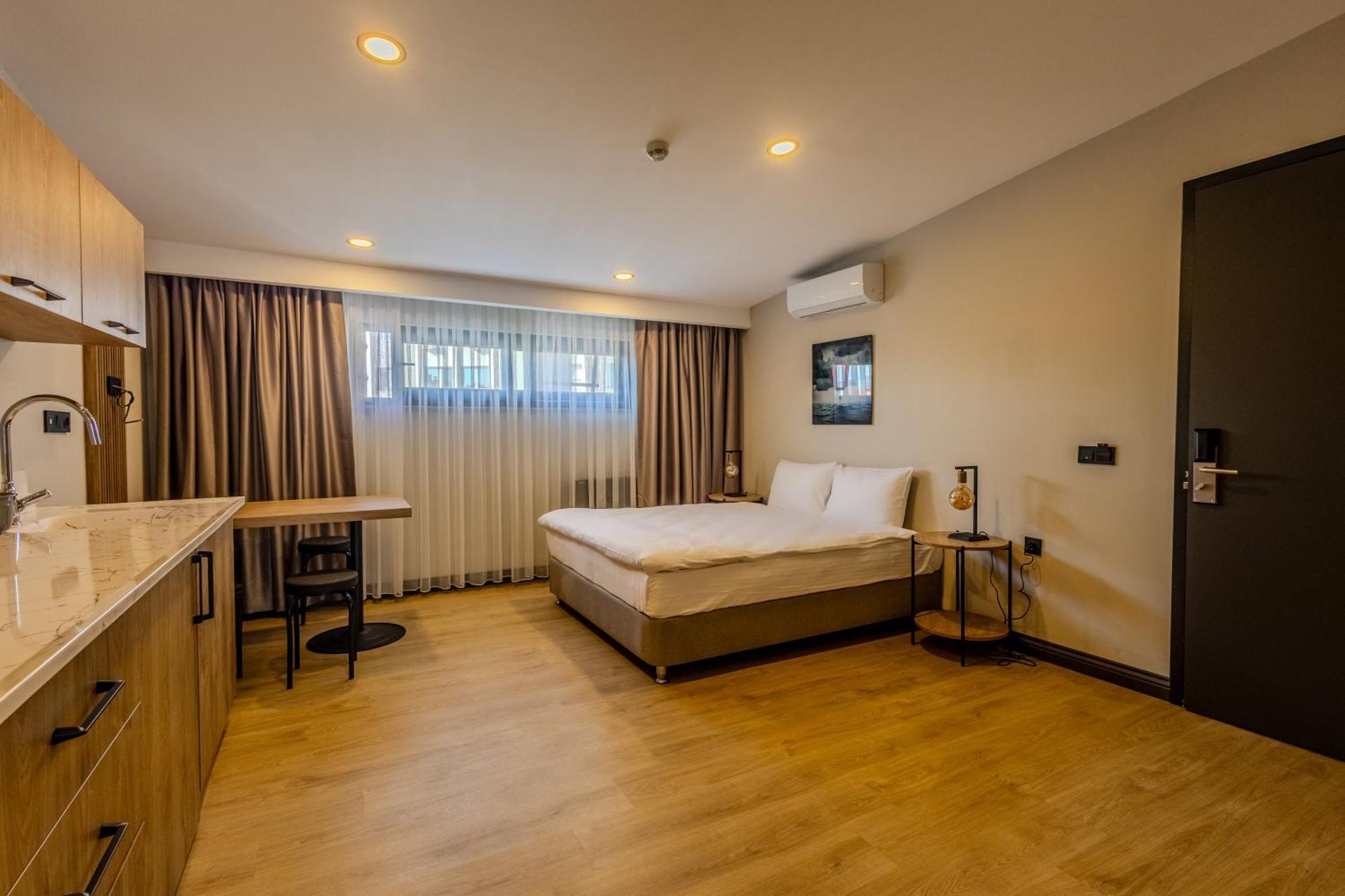 Leliko Suites Анталия Екстериор снимка