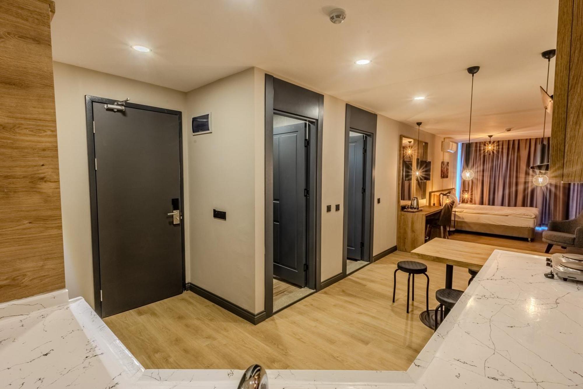 Leliko Suites Анталия Екстериор снимка